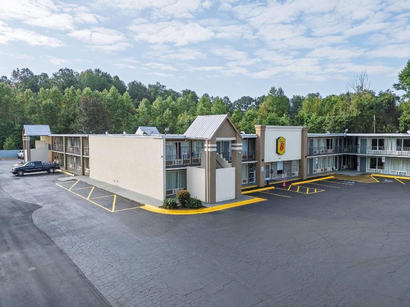 Super 8 by Wyndham Morganton image