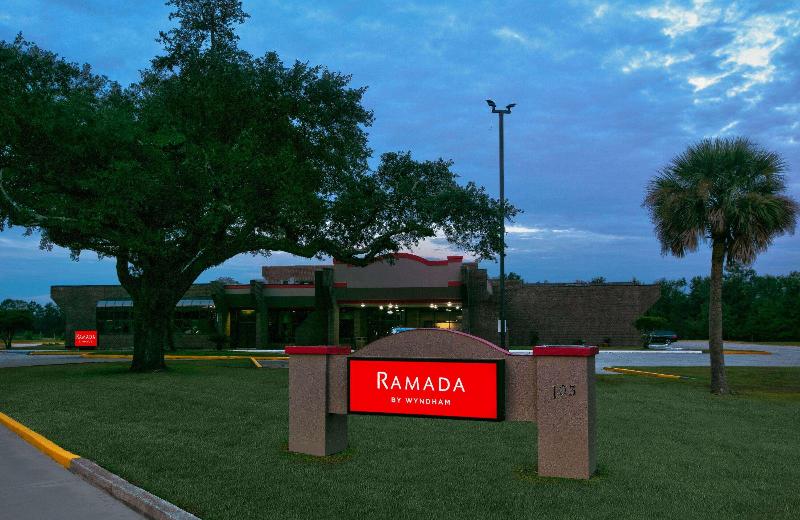 Ramada by Wyndham Diamondhead I-10/Gulfport image