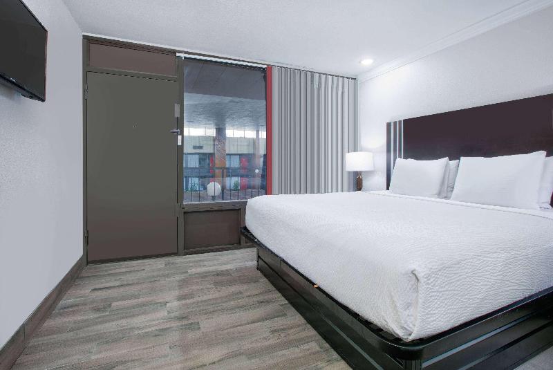 Ramada by Wyndham Diamondhead I-10/Gulfport image
