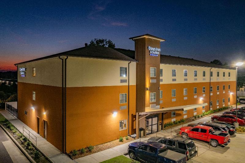 Days Inn & Suites Horn Lake / Graceland Area image