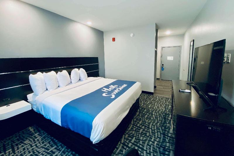 Days Inn & Suites Horn Lake / Graceland Area image