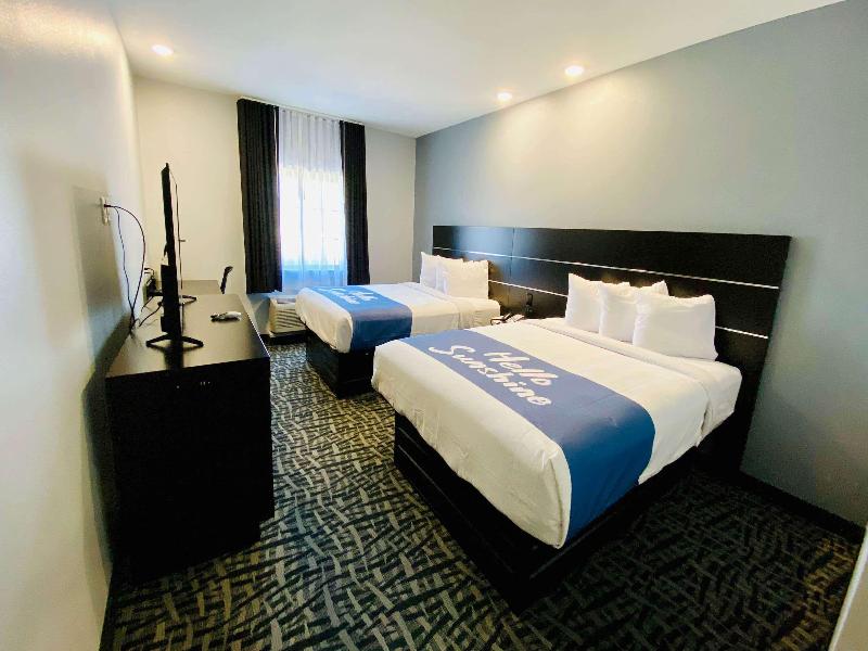 Days Inn & Suites Horn Lake / Graceland Area image