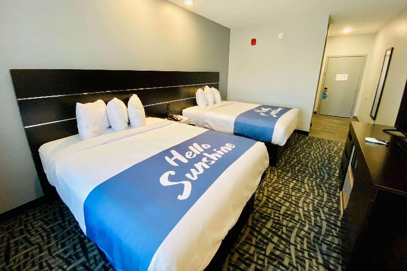 Days Inn & Suites Horn Lake / Graceland Area image