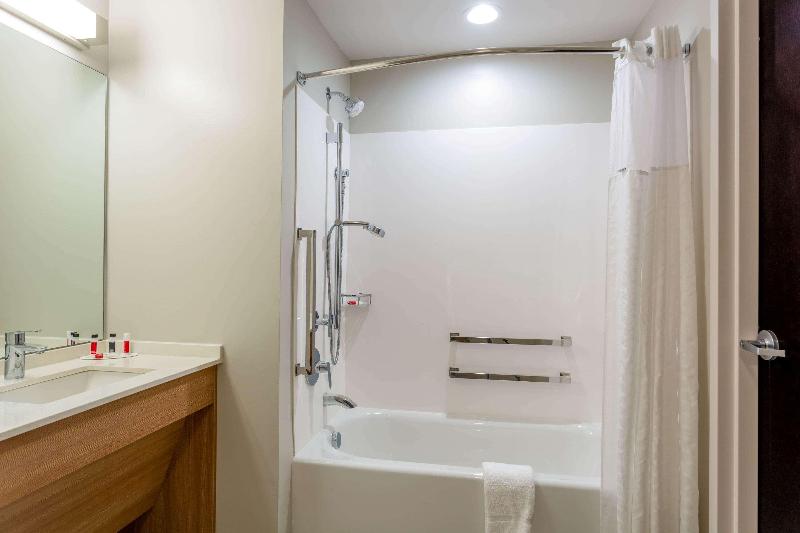 Microtel Inn & Suites by Wyndham South Hill image