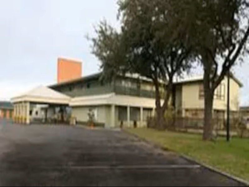 Econo Lodge Inn & Suites Abilene 2