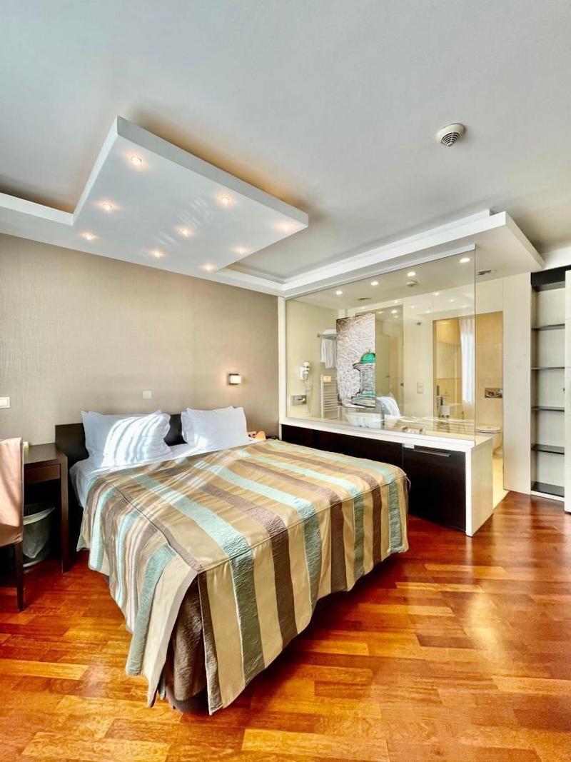 City Boutique Hotel image