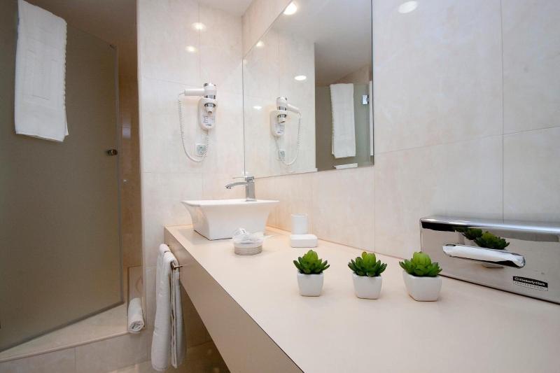City Boutique Hotel image