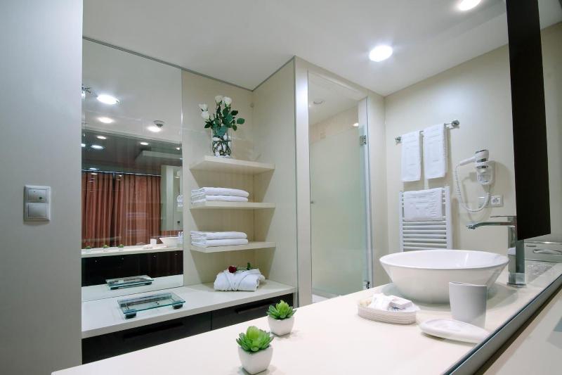 City Boutique Hotel image