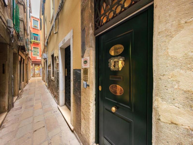 Ca' Dell'Arte Suites image