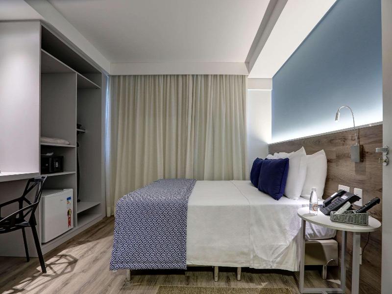 DOUBLE Accessible-Queen Size Bed