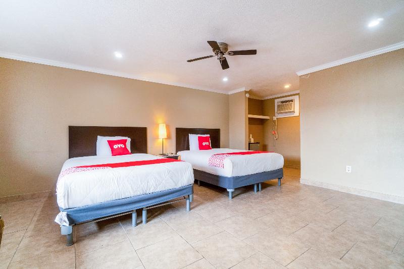 Capital O Hotel Beeville -US 181 image