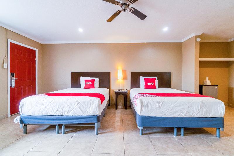 Capital O Hotel Beeville -US 181 image