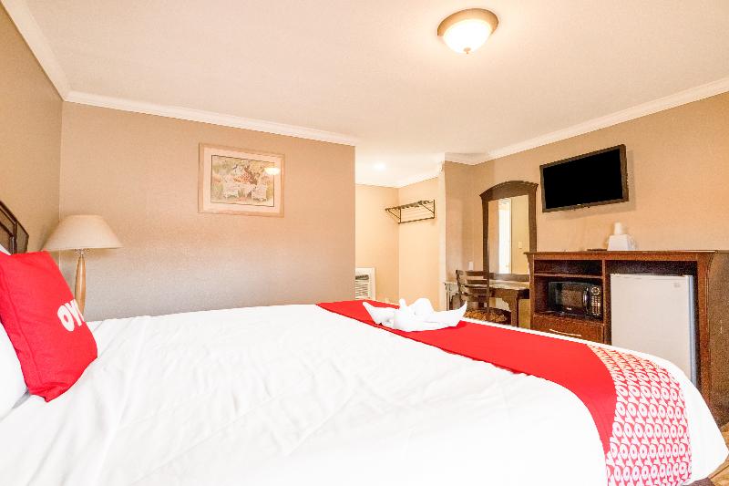 Capital O Hotel Beeville -US 181 image