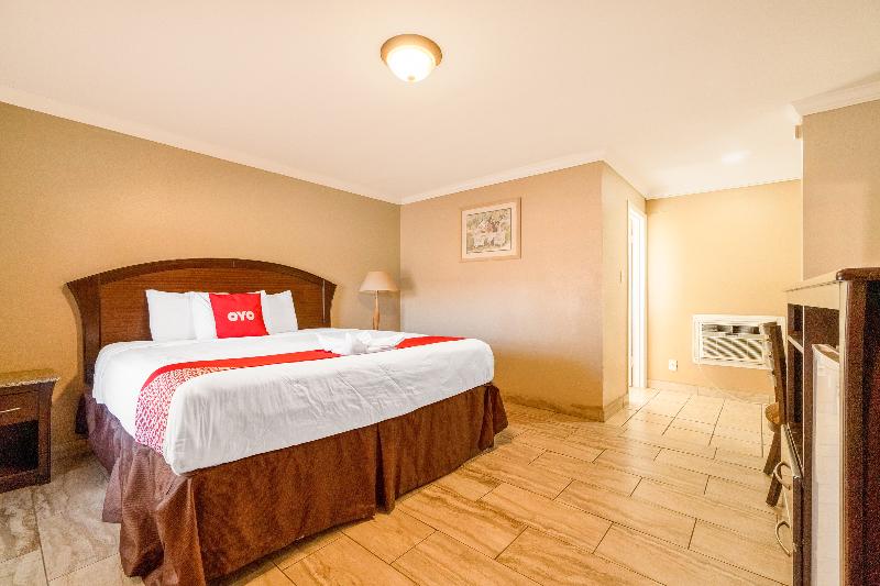 Capital O Hotel Beeville -US 181 image