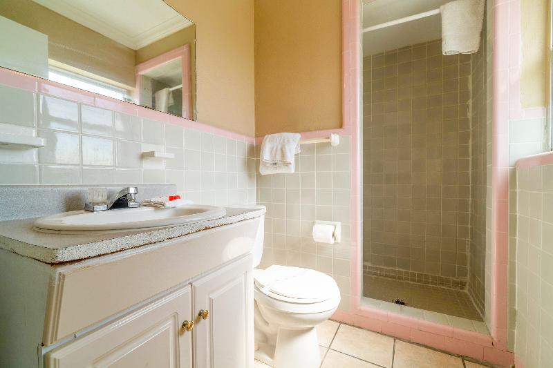 Capital O Hotel Beeville -US 181 image