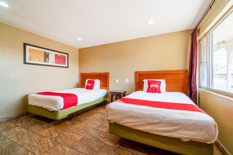 Capital O Hotel Beeville -US 181 image