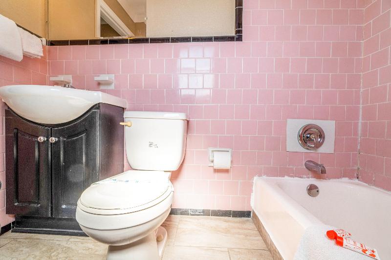 Capital O Hotel Beeville -US 181 image