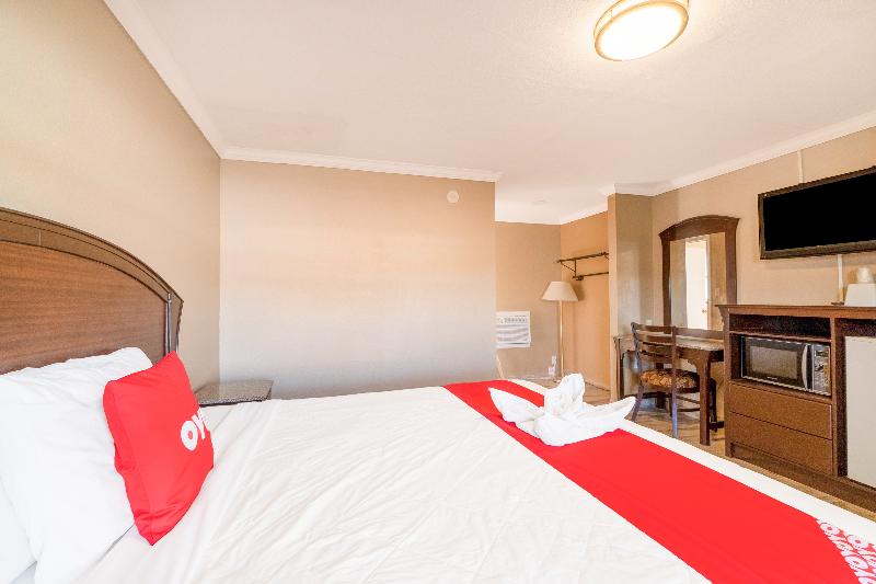Capital O Hotel Beeville -US 181 image