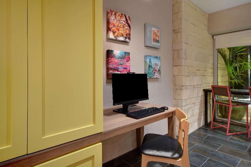 Home2 Suites East Hanover, NJ image