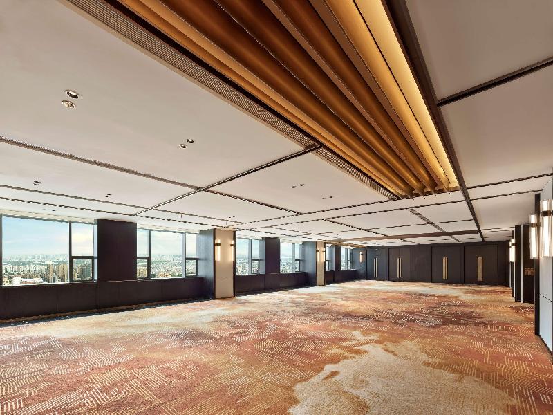Hilton Jiaxing image