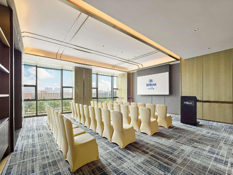 Hilton Jiaxing image