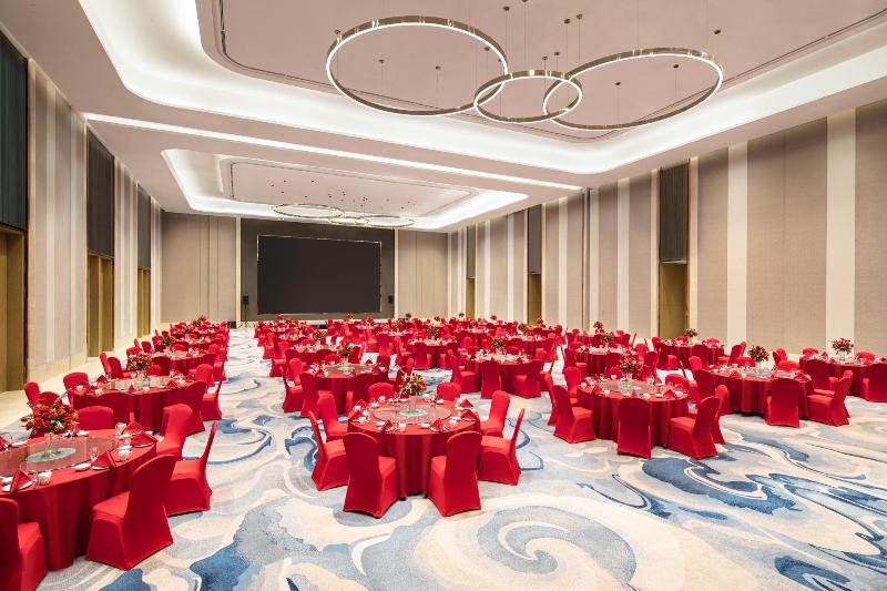 Holiday Inn Chengde Park View image