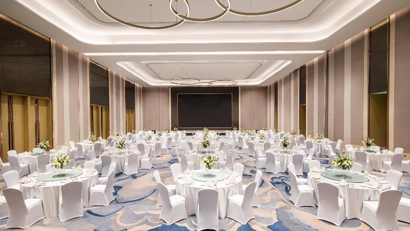 Holiday Inn Chengde Park View image