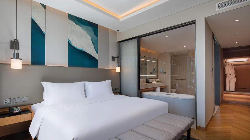Holiday Inn Chengde Park View image