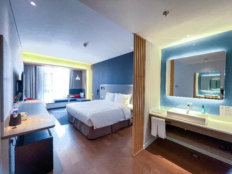 Holiday Inn Express Yixing image