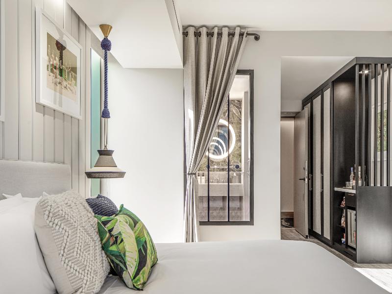 The Ray Hotel Delray Beach Curio Collection By Hil image