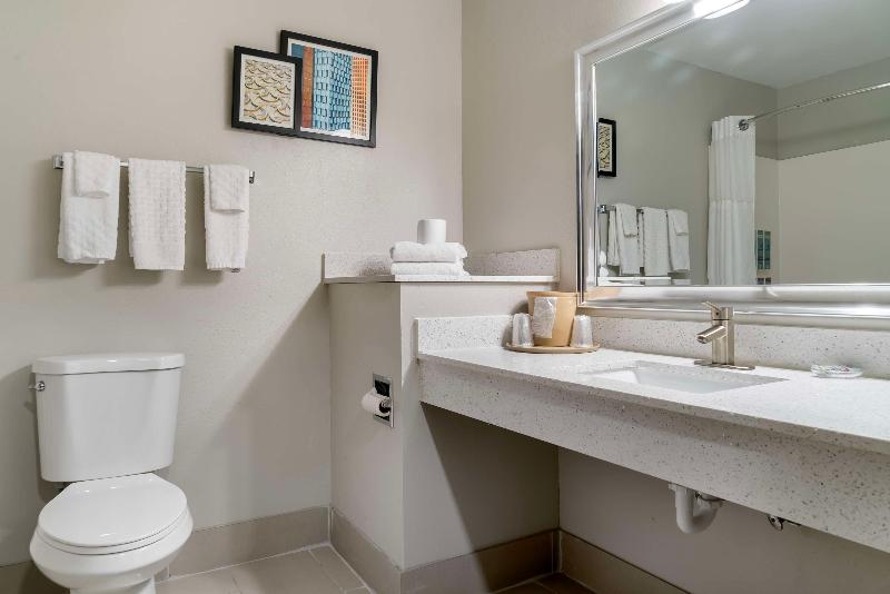 Best Western Clare Hotel image