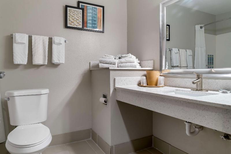 Best Western Clare Hotel image