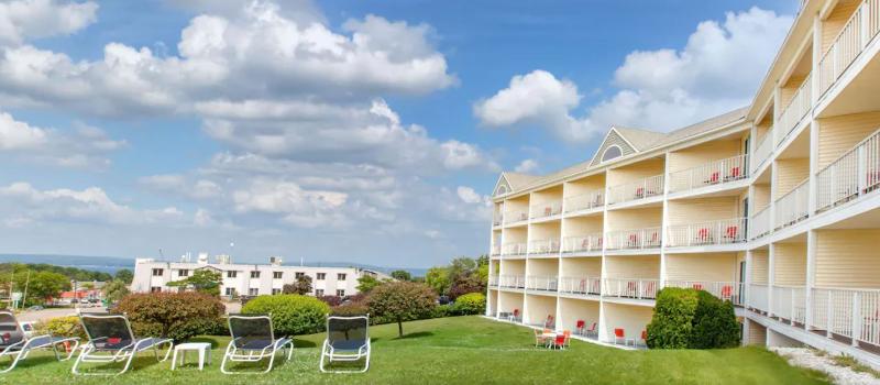 Apple Tree Inn, Surestay Collection By Bw image