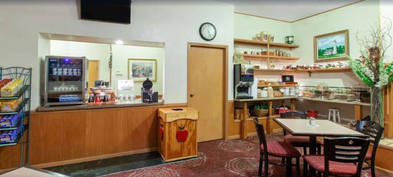 Apple Tree Inn, Surestay Collection By Bw image