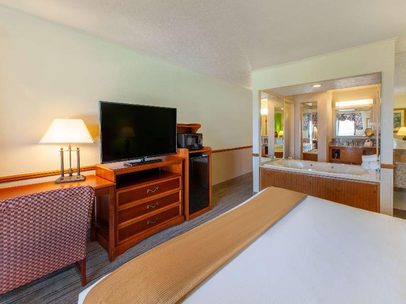 Apple Tree Inn, Surestay Collection By Bw image