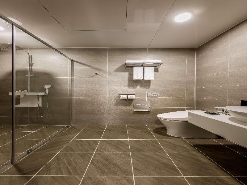 Best Western Plus Hotel Sejong image