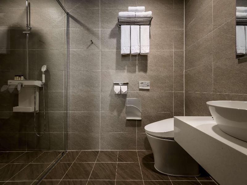 Best Western Plus Hotel Sejong image