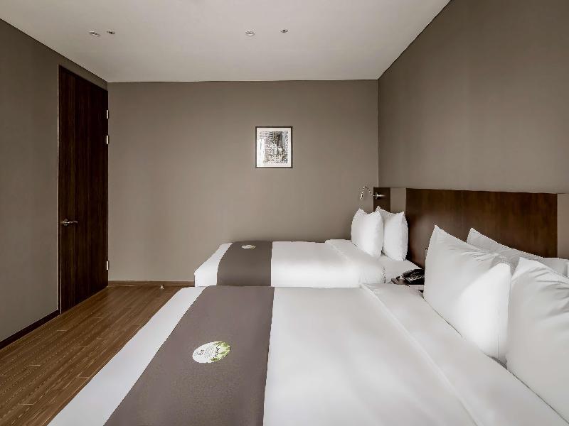Best Western Plus Hotel Sejong image