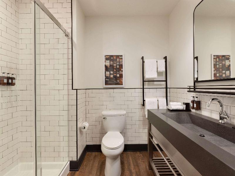 Origin Westminster a Wyndham Hotel image
