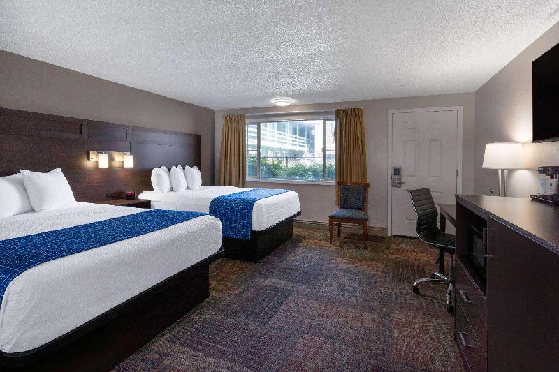 Travelodge by Wyndham Florence image
