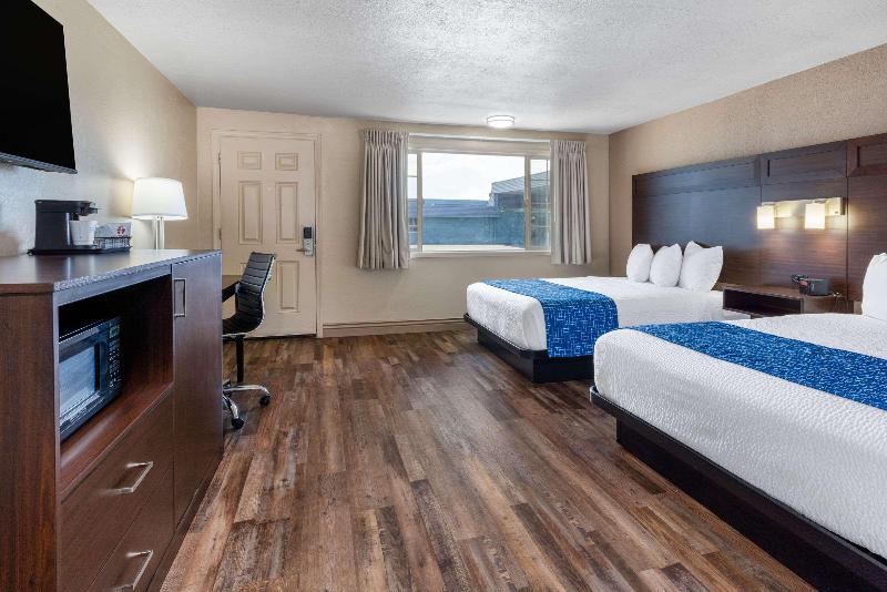 Travelodge by Wyndham Florence image