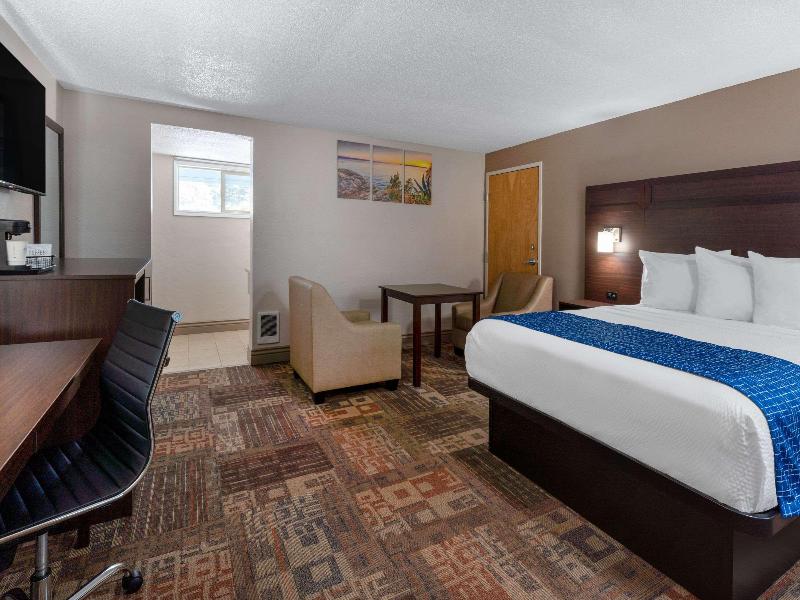 Travelodge by Wyndham Florence image