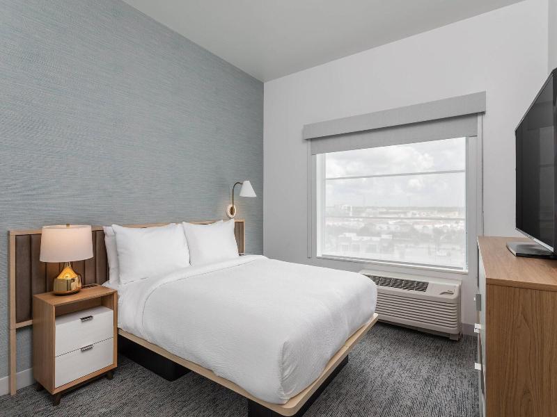 Towneplace Suites Orlando Southwest Near Universal image