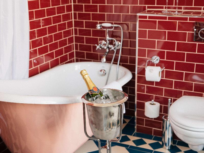 Hotel Ruth, member of WorldHotels Crafted image