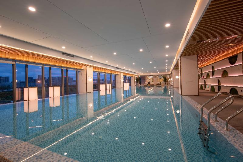 Holiday Inn Fuyang image
