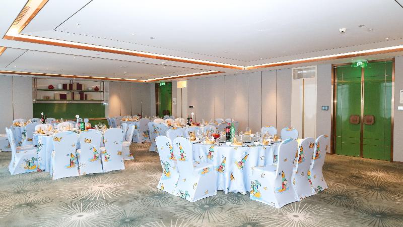 Holiday Inn Fuyang image