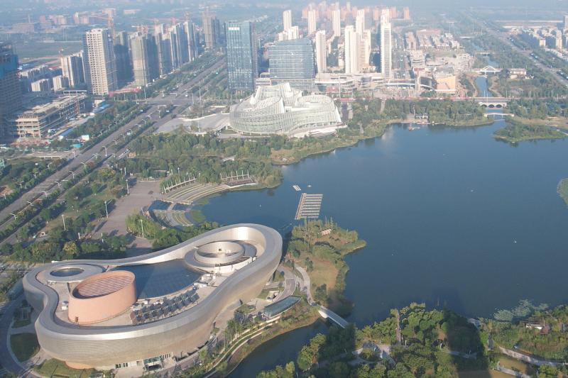 Holiday Inn Fuyang image
