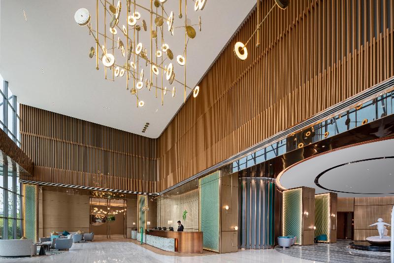 Holiday Inn Fuyang image