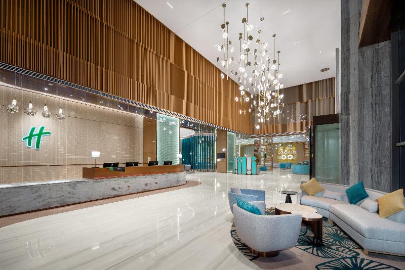 Holiday Inn Fuyang image