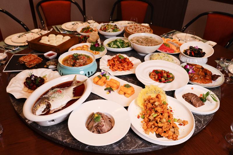 Holiday Inn Fuyang image